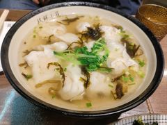 虾仁馄饨面-玖鲜小笼(中山广场店)