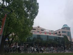 -复旦大学光华楼