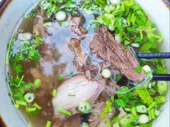 -陈掌柜澄城水盆羊肉(钟楼店)