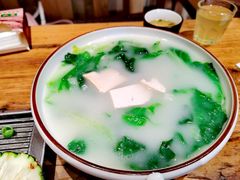 -老滇山寨•云南特色菜•地方菜•民族风情歌舞表演(金碧店)