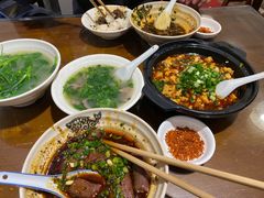 -杨三孃跷脚牛肉(玉双路店)
