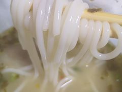-在蒙自过桥米线