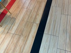 -银泰百货(海宁店)