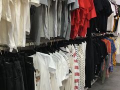 -BIGOFFS 超级折扣(仁恒伊势丹店)