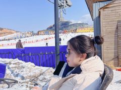 -采薇庄园四季滑雪场