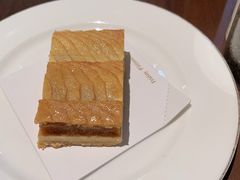 -Fridi Patisserie Cafe