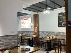 大堂-黄阿姨锅贴大王(万航渡路店)