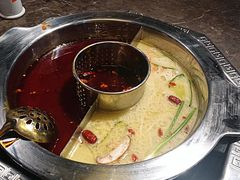 -佬土鹅肠火锅(解放路店)