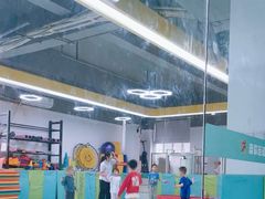 -逗你运动体能训练中心(冠城店)