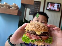 -比多罗咖啡吧(三亚海棠湾万丽度假酒店)