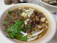 -花溪王记牛肉粉(四季花溪商场店)