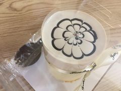 -爱上花开·蛋糕·安佳动物奶油轻奢私人定制(凯德店)