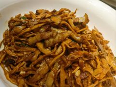 -俏湖兰·辣椒炒个肉(海沧店)