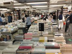 -先锋书店(五台山总店)