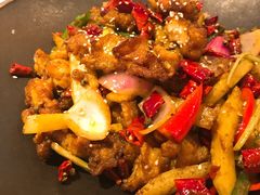 干锅跳跳蛙-酒肆浅葱•烧烤•龙虾•排档(卓悦intown店)