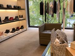 -Alexander McQueen(远洋太古里店)