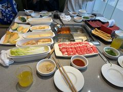 -海底捞火锅(新松江路生日主题店)