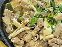 招牌牛杂煲（糟粕醋）-六味牛杂煲·斋菜煲(桫椤湾店)