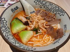 苗家红酸汤牛肉粉-俏凤凰(美林M·LIVE天地东座店)