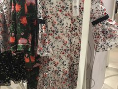 -文艺复兴百货(米兰大教堂广场店)