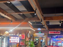 -巴卤社老火锅(财富店)