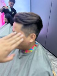 -藤野造型•烫染专业店