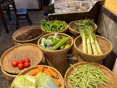 -富正毅三下锅·湘西韵味(天门山索道店)