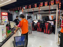 -鹏羽电竞馆(万盛东地铁站店)
