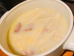 花胶炖南宋傍林鲜-湖滨28中餐厅·西湖宴·杭州君悦酒店