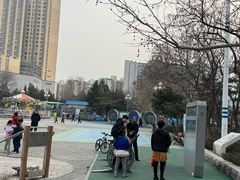 -滨河世纪广场公园