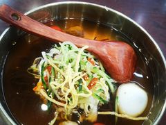 -服务大楼冷面(延大店)