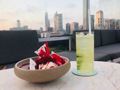 红丝绒蛋糕冰淇淋-城市露台景观餐厅(淮海路店)