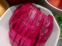 火龙果-日进一片海.生腌海鲜火锅.宵夜烧烤(三里屯总店)