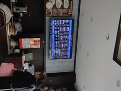 -鸿兴面馆馄饨小笼(稻香店)