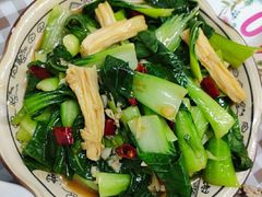 -瑜瑜饭馆