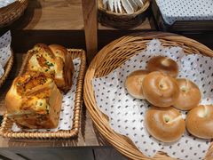 -沁屋面包店(人民东路店)