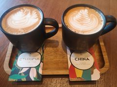 -星巴克臻选(上海虹桥新天地三店)