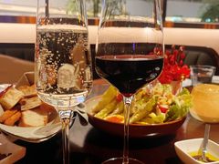 -卡佩罗意大利餐厅及酒吧Al Cappello Trattoria