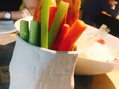 笔筒色拉-穹六人间 people 6(岳阳路店)