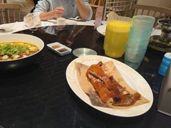 -香山湖家家宴(中山陵店)