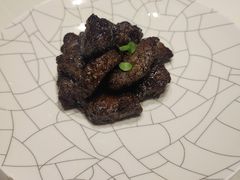 沪市牛肉粒-屋里厢上海菜馆