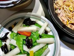 莴笋片炒山药-云海肴·汽锅鸡·云南菜(高德置地店)