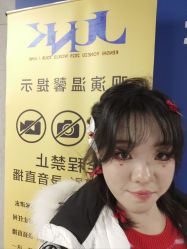 -明天见·化妆造型工作室