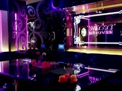 -温莎KTV(珠江路店)