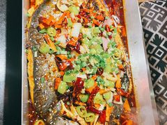 -鸣记脆皮烤鱼·海鲜烤鱼(亿合城店)