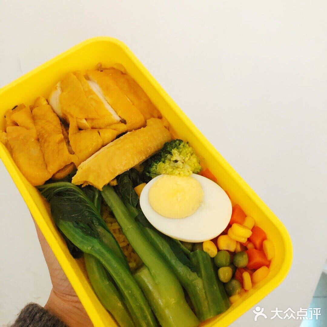 一打开已经非常香，不用20元，里面的料非常足
