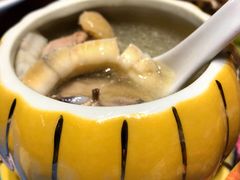 -臻鲜燕海鲜融合餐厅(金陵style店)