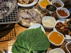 -合易泓烤肉•首创生椰大油边(宁山路店)