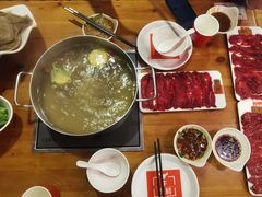 -牛很鲜潮汕牛肉火锅(朝晖路店)