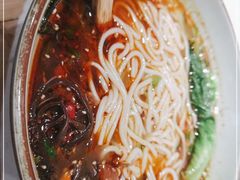 -百春原湖南牛肉粉(百联世纪店)